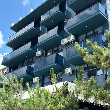 Hotel Black Sea Кобулети Екстериор снимка