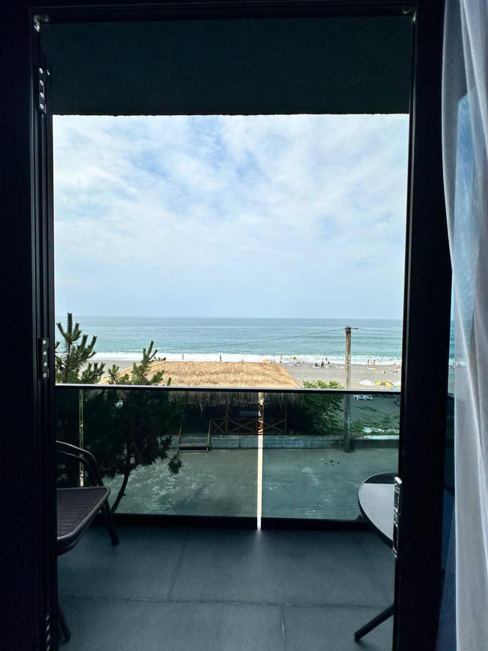 Hotel Black Sea Кобулети Екстериор снимка