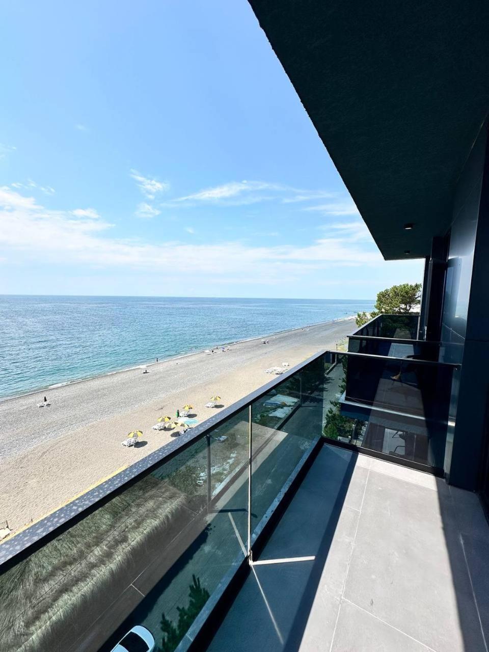 Hotel Black Sea Кобулети Екстериор снимка