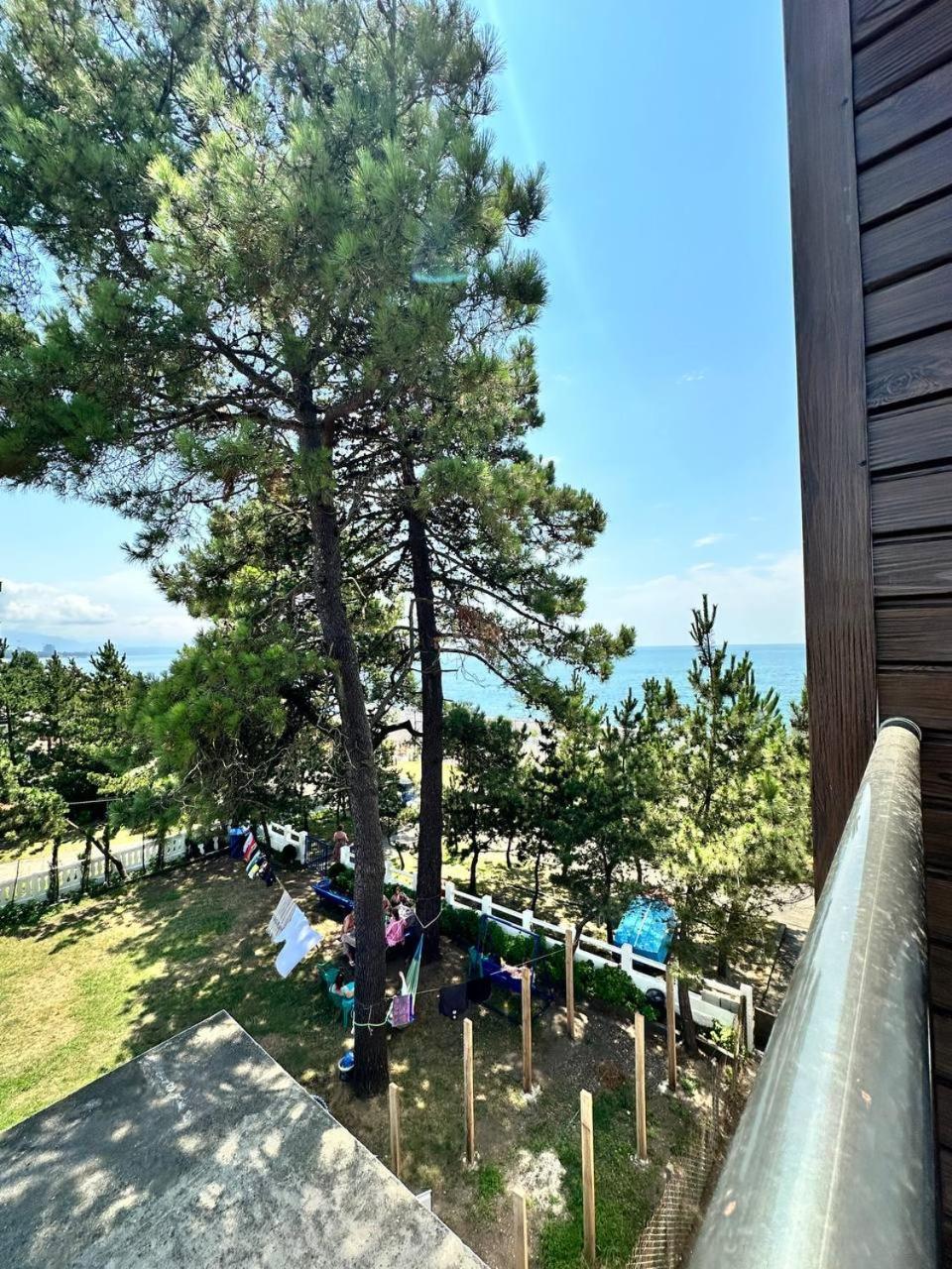 Hotel Black Sea Кобулети Екстериор снимка