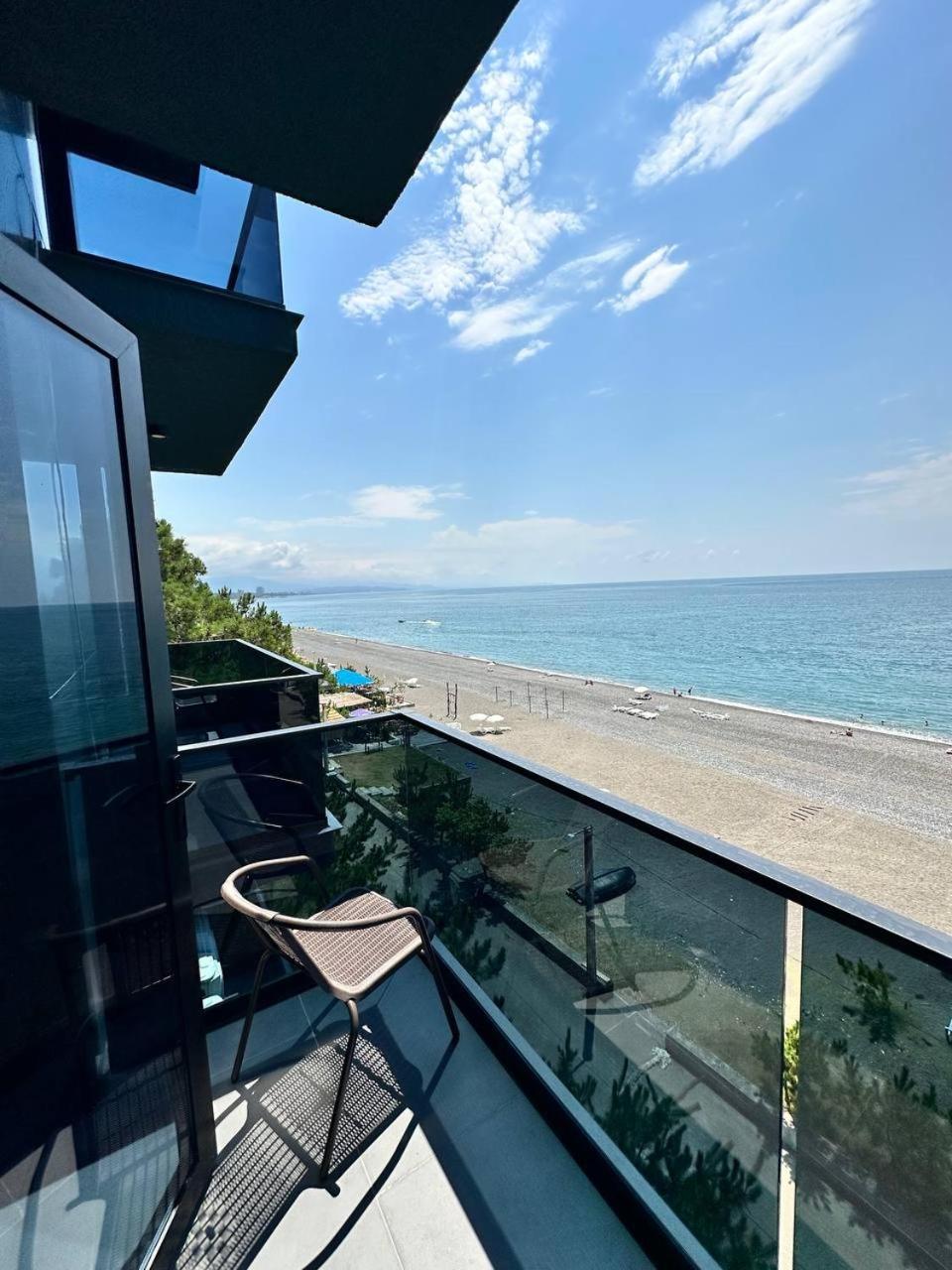 Hotel Black Sea Кобулети Екстериор снимка