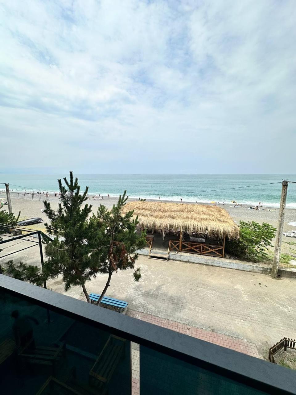 Hotel Black Sea Кобулети Екстериор снимка