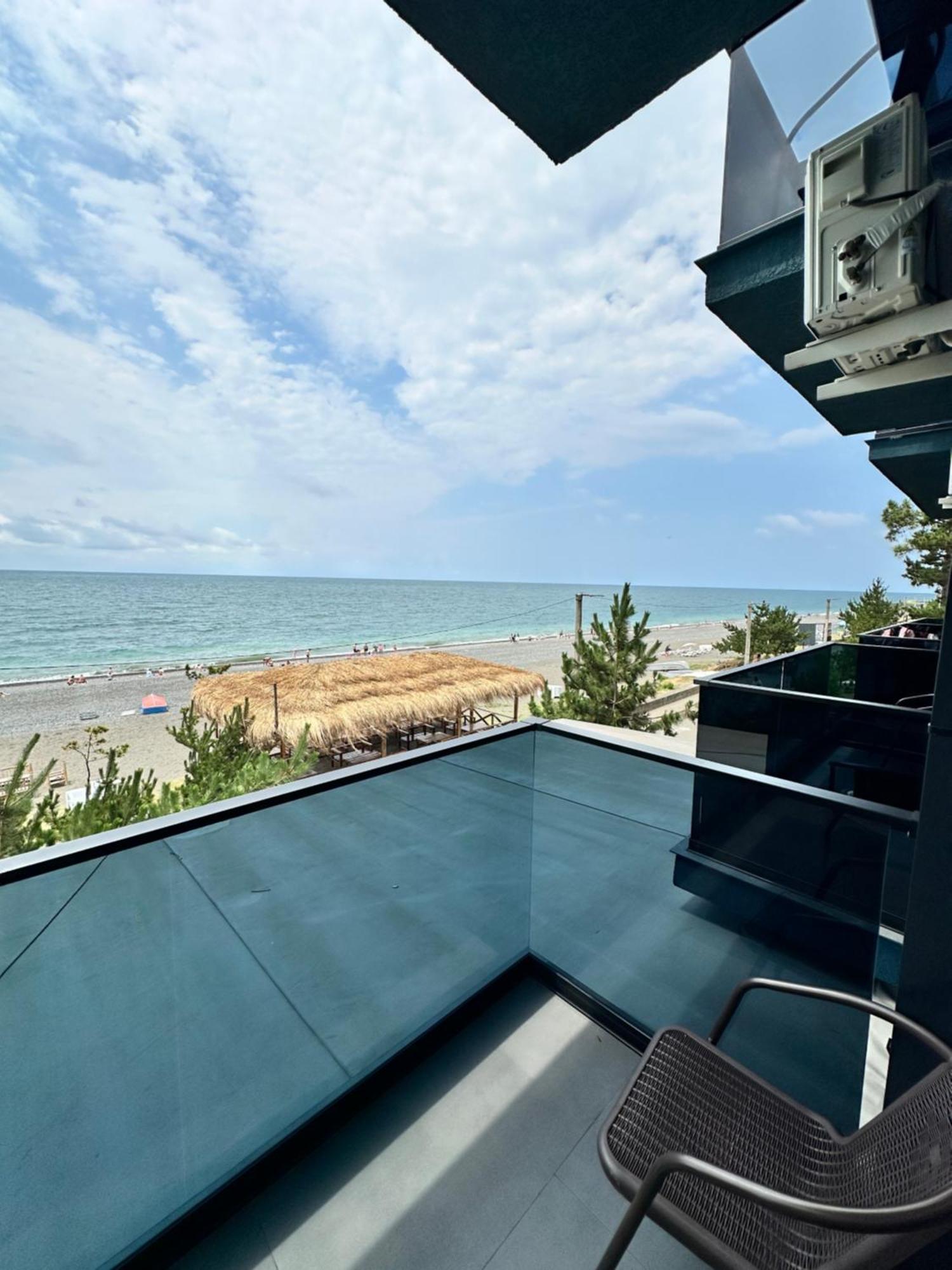 Hotel Black Sea Кобулети Екстериор снимка