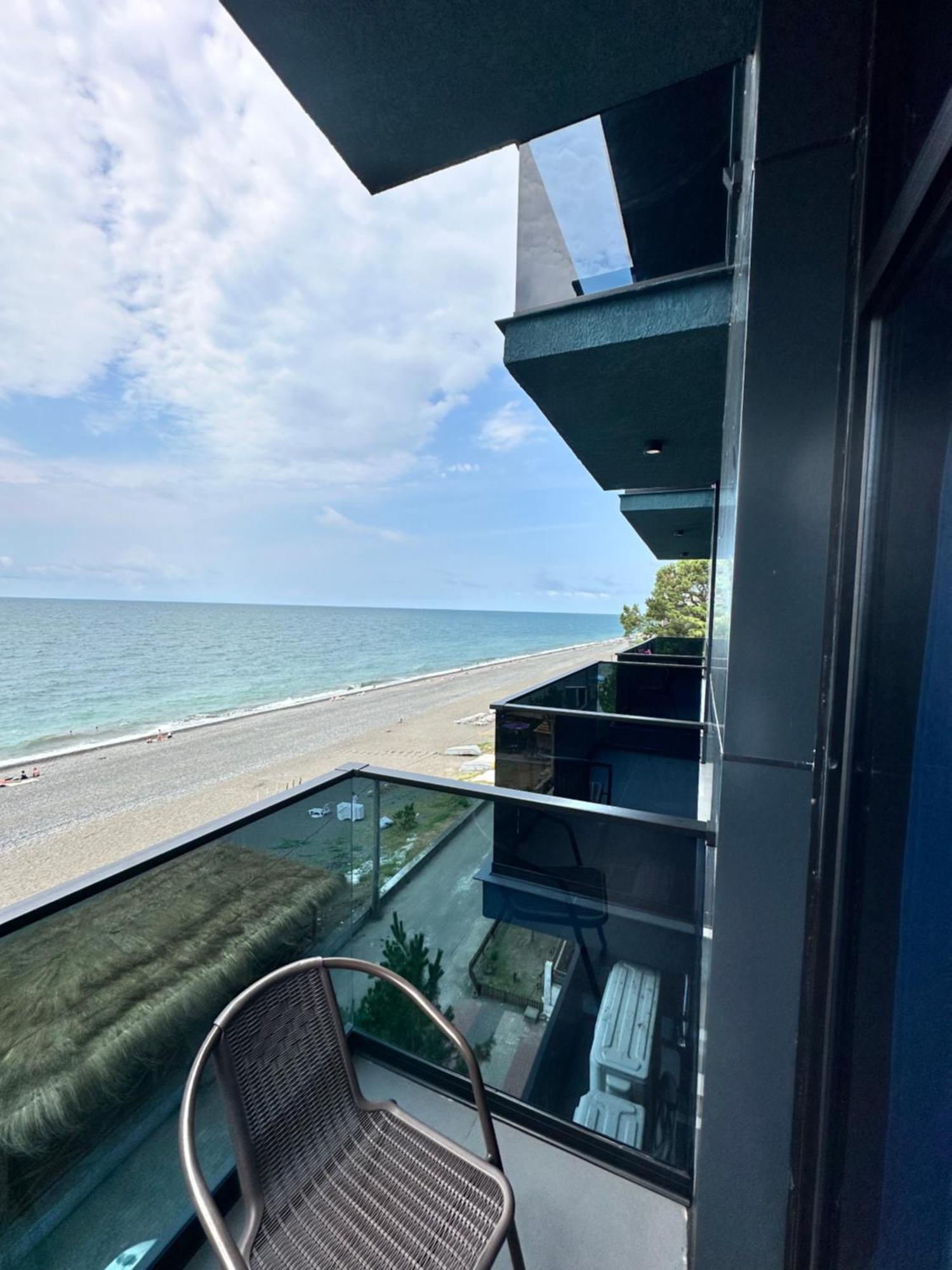 Hotel Black Sea Кобулети Екстериор снимка