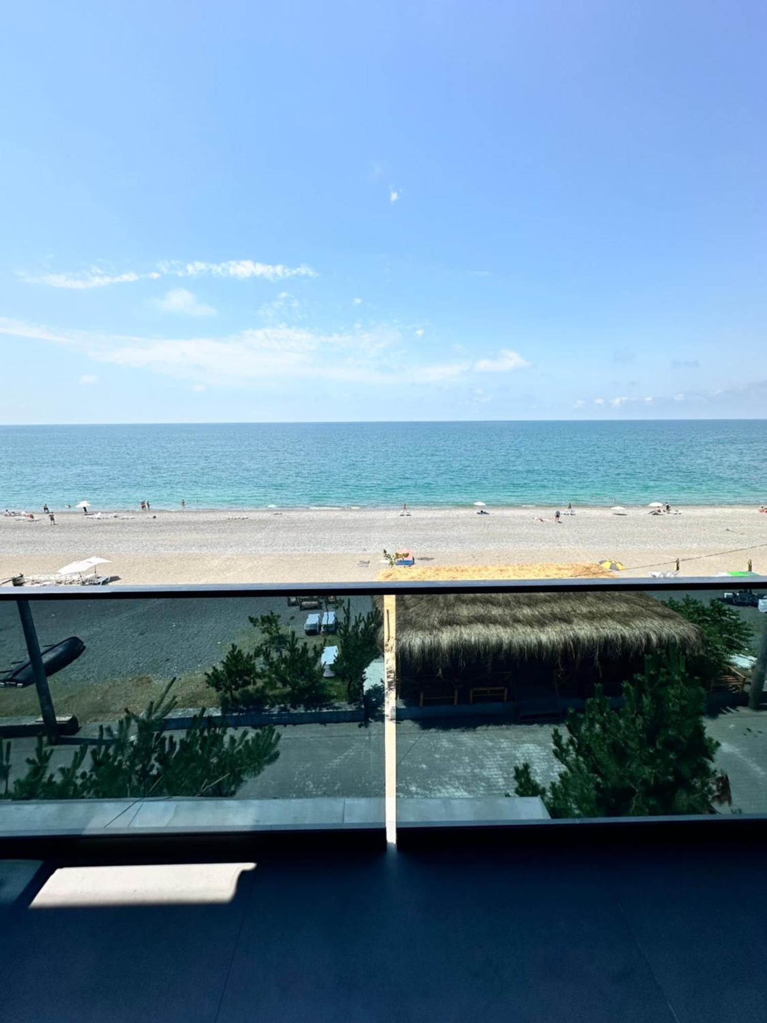 Hotel Black Sea Кобулети Екстериор снимка